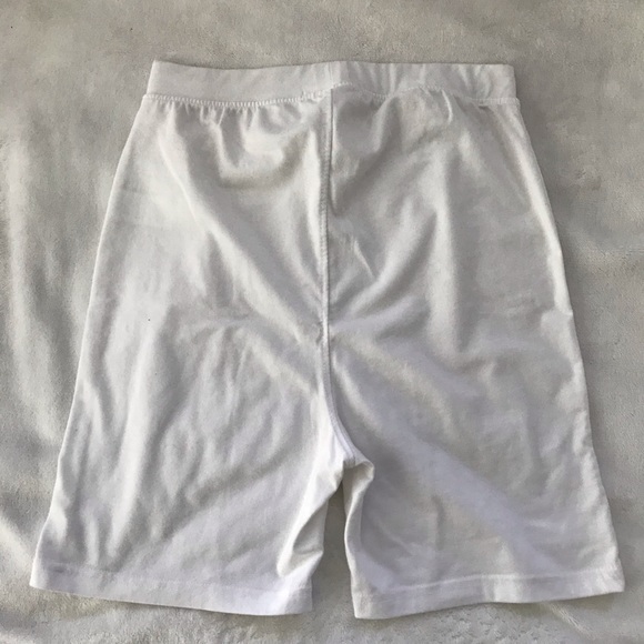 Missguided Biker Shorts - Picture 2 of 3